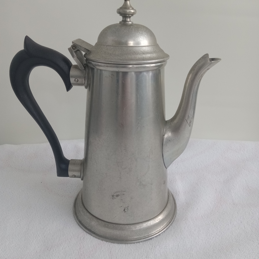 Stieff P1-22 Pewter Coffee Or Tea Pot with Black Handle